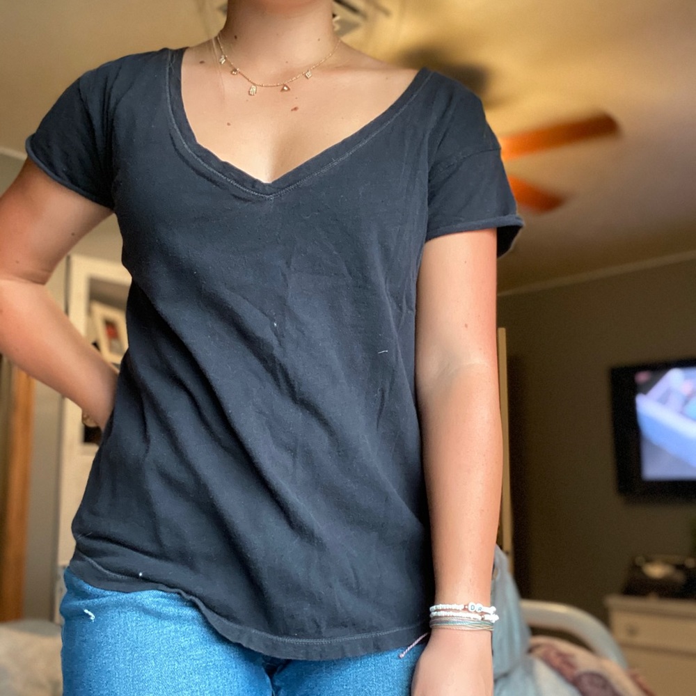 Tee shirt